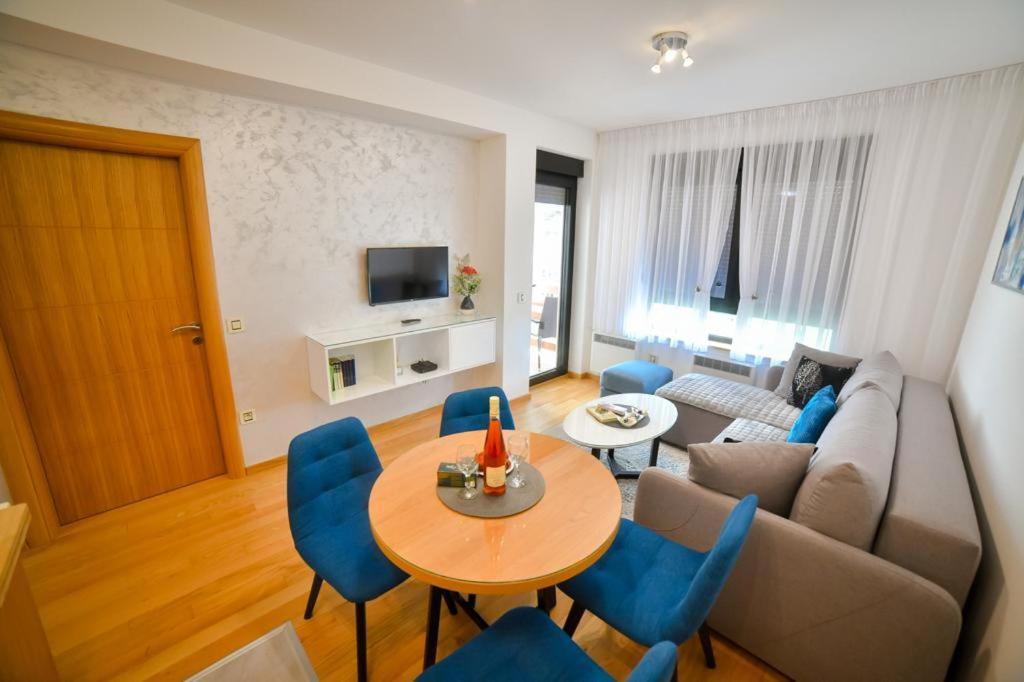 Appartamento Apartman Silver Lux Zlatibor Esterno foto